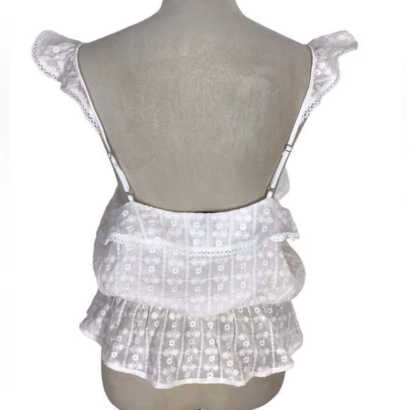 J.O.A. Sleeveless Lace Insert Sleeveless Ruffle Blouse Size Large - Picture 4 of 5